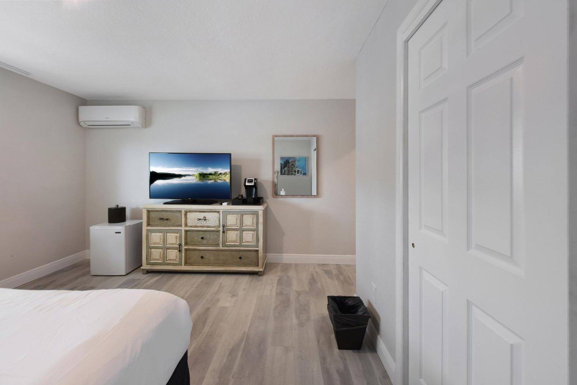 Palm Cove Motel Clearwater Ngoại thất bức ảnh
